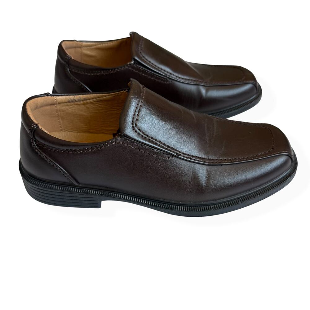 Deer Stags Greenpointe Jr. Brown Leather Slip-On Dress Shoes Youth Boys 5